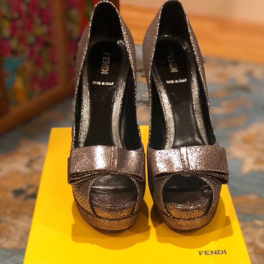 Fendi Deco Metallica Crackled Suede Platform Pumps